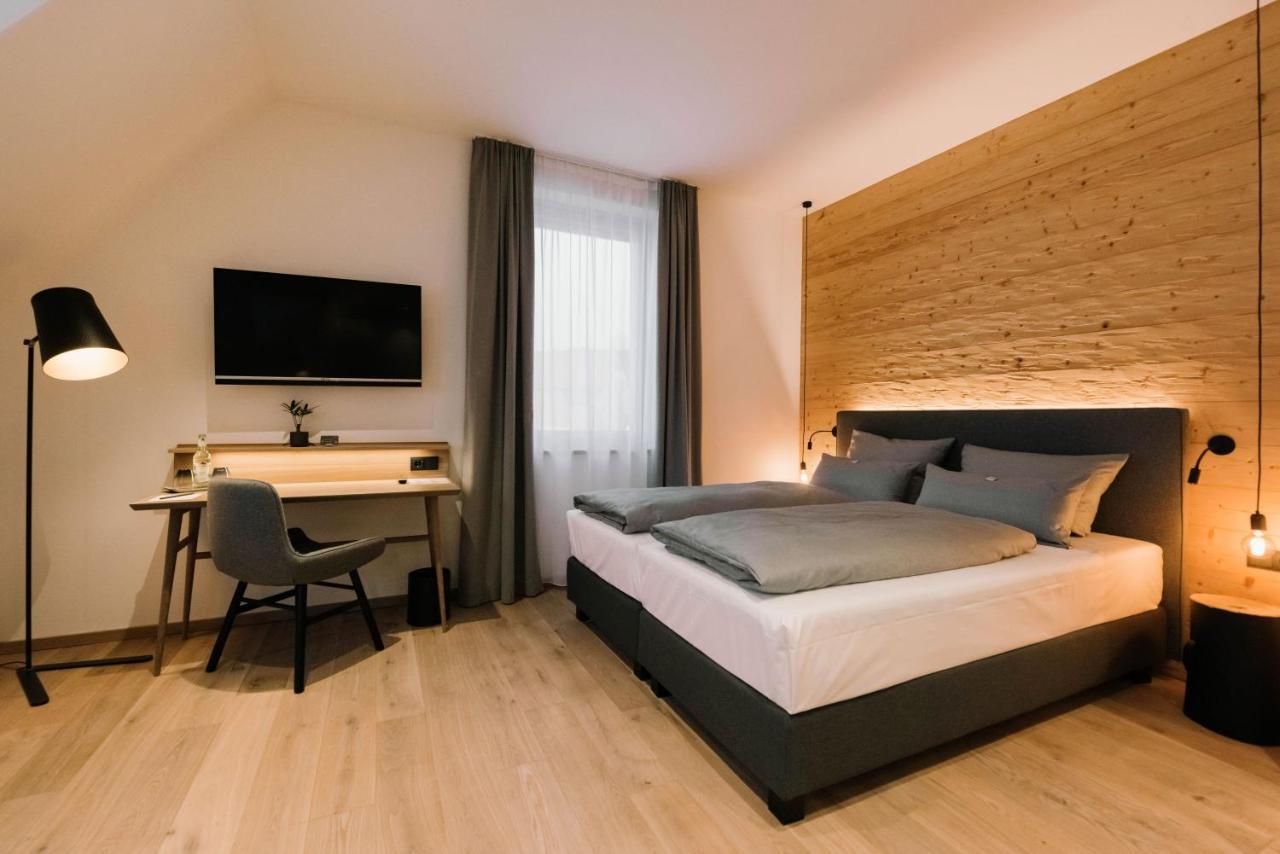 הילפולטשטיין Hotel Johanns מראה חיצוני תמונה