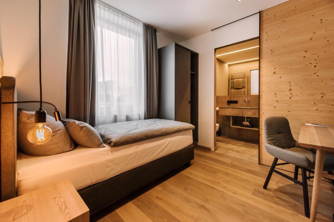 הילפולטשטיין Hotel Johanns מראה חיצוני תמונה