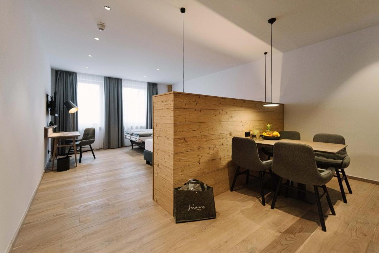 הילפולטשטיין Hotel Johanns מראה חיצוני תמונה